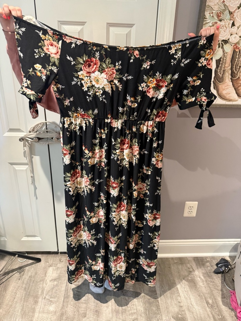 Vibe black Floral maxi dress with floral Cream and Pink Accents 3XL NWOT o